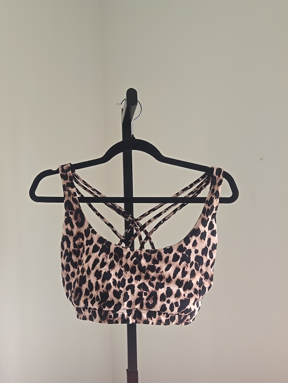 Victoria's Secret Black & Pink Leopard Sports Bra Size:XL